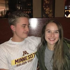 Meet your Posher, Clarissa